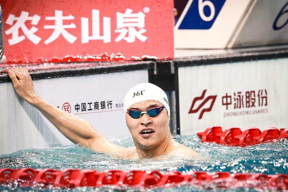 邮报：奥纳纳和埃托奥长期有矛盾；姆伯莫预计是喀麦隆新队长